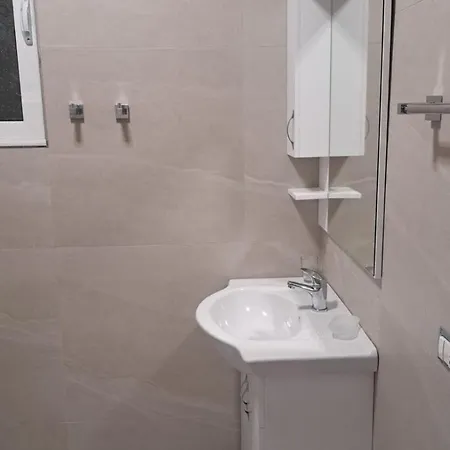Cava Sarandë