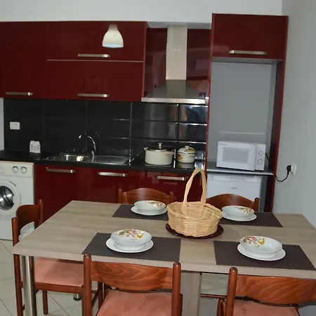 Cava Apartment *